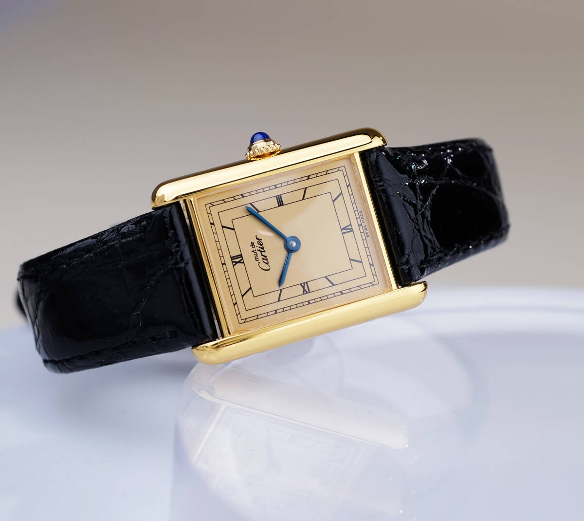 Cartier Must Tank Gold Roman Index LM.