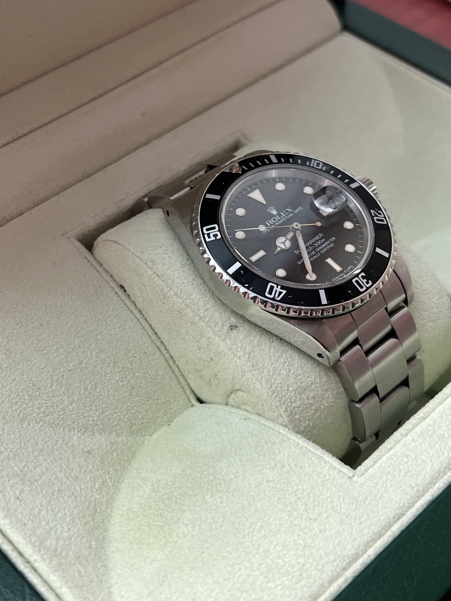 Rolex Submariner Date 16800