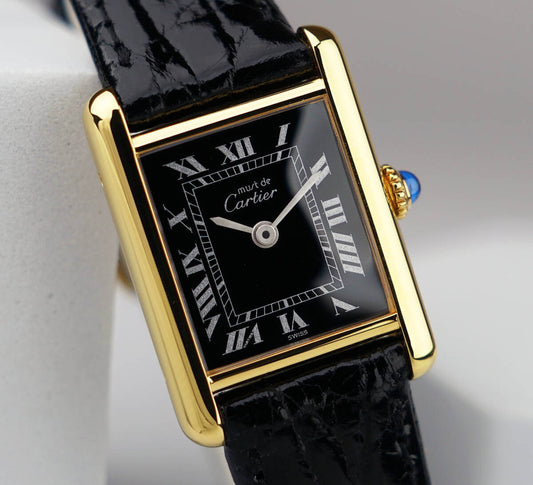 Cartier Must Tank Black Roman Index mit schwarzem Lederarmband