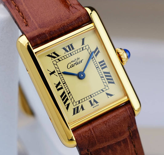 Cartier Must Tank Roman Ivory Index mit braunem Lederarmband