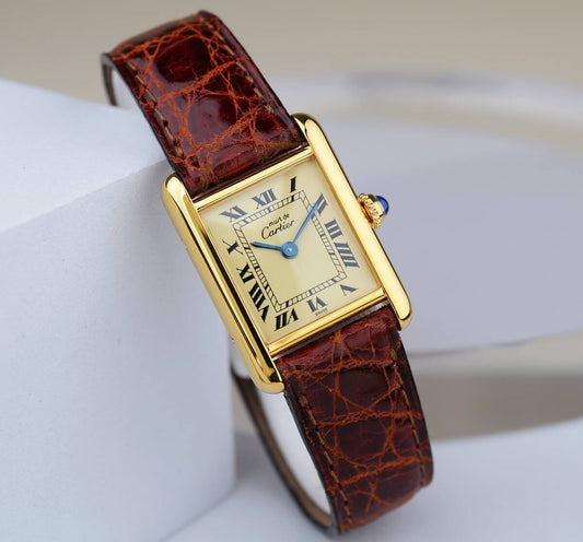 Cartier Must Tank Roman Ivory Index mit braunem Lederarmband