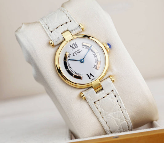 Cartier Vendome Three Color Gold Index mit weißem Lederarmband
