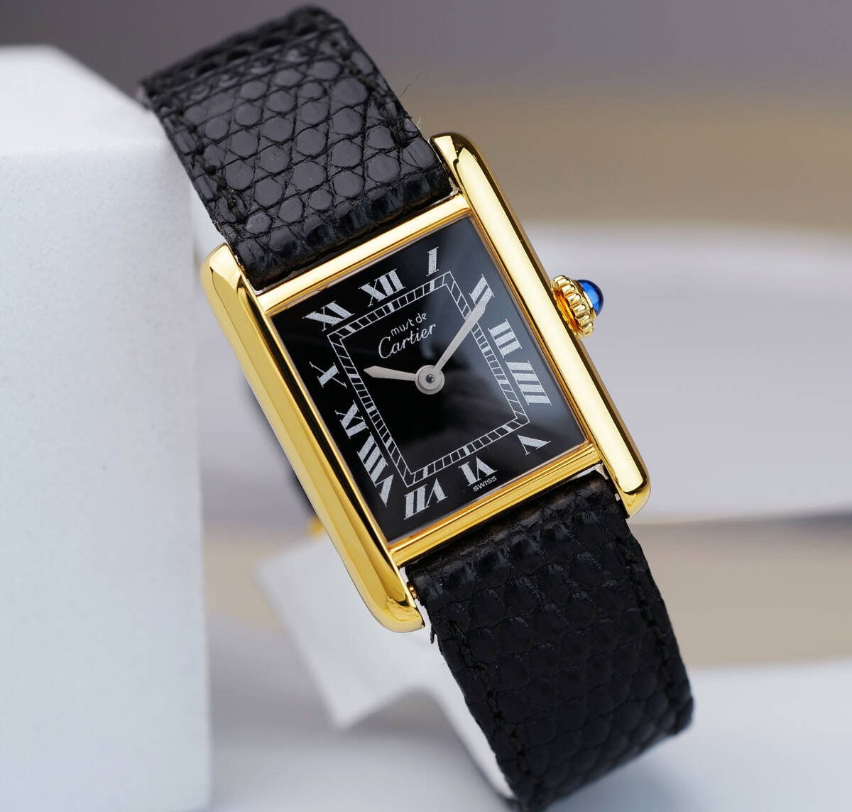 Cartier Must Tank Black Roman Index SM