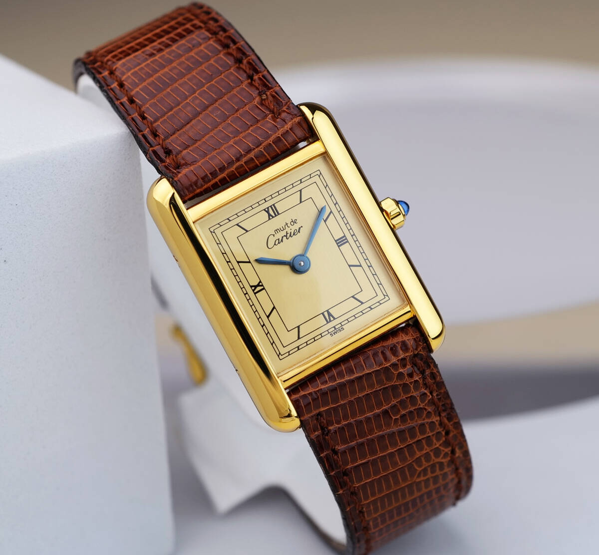 Cartier Must Tank Gold Roman Index SM