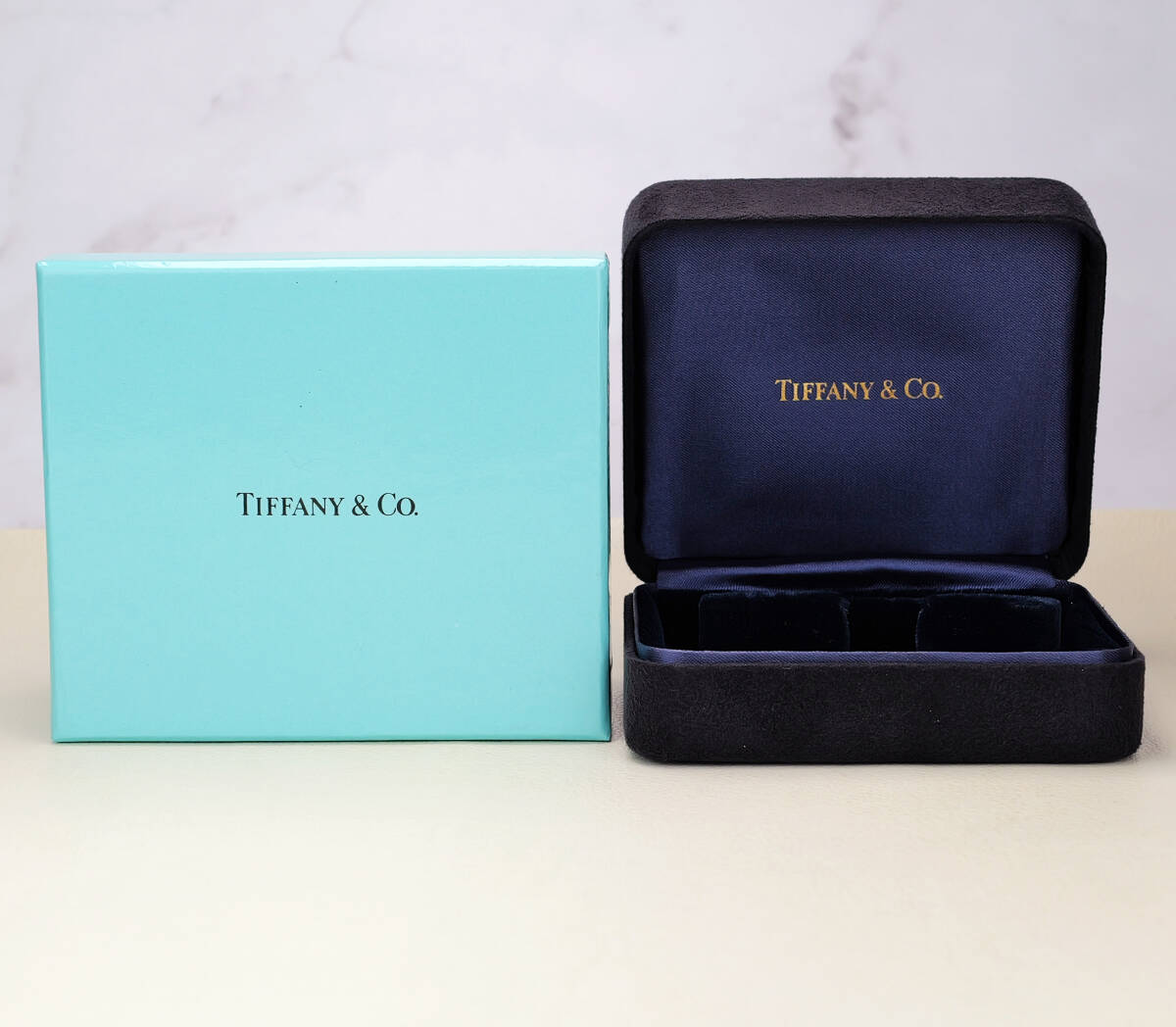 Tiffany 14K Gold Oval Dial